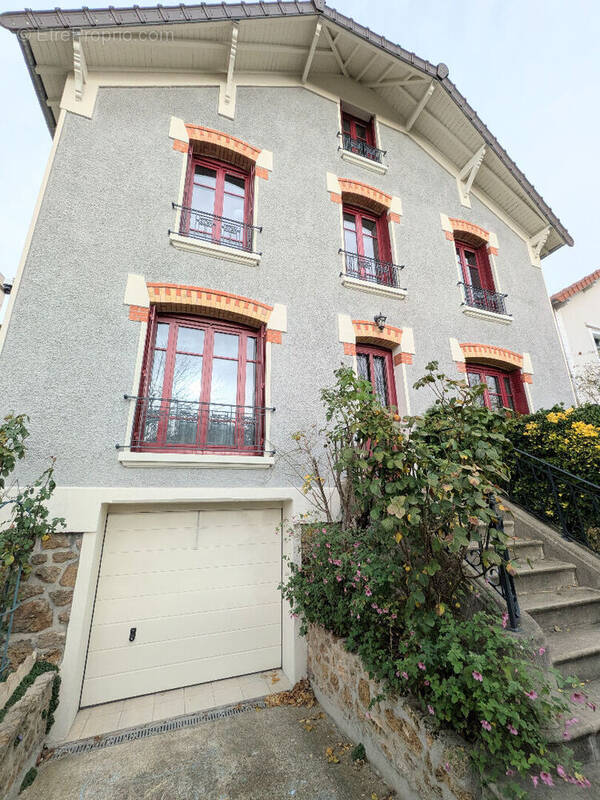 Maison à VILLEMOMBLE