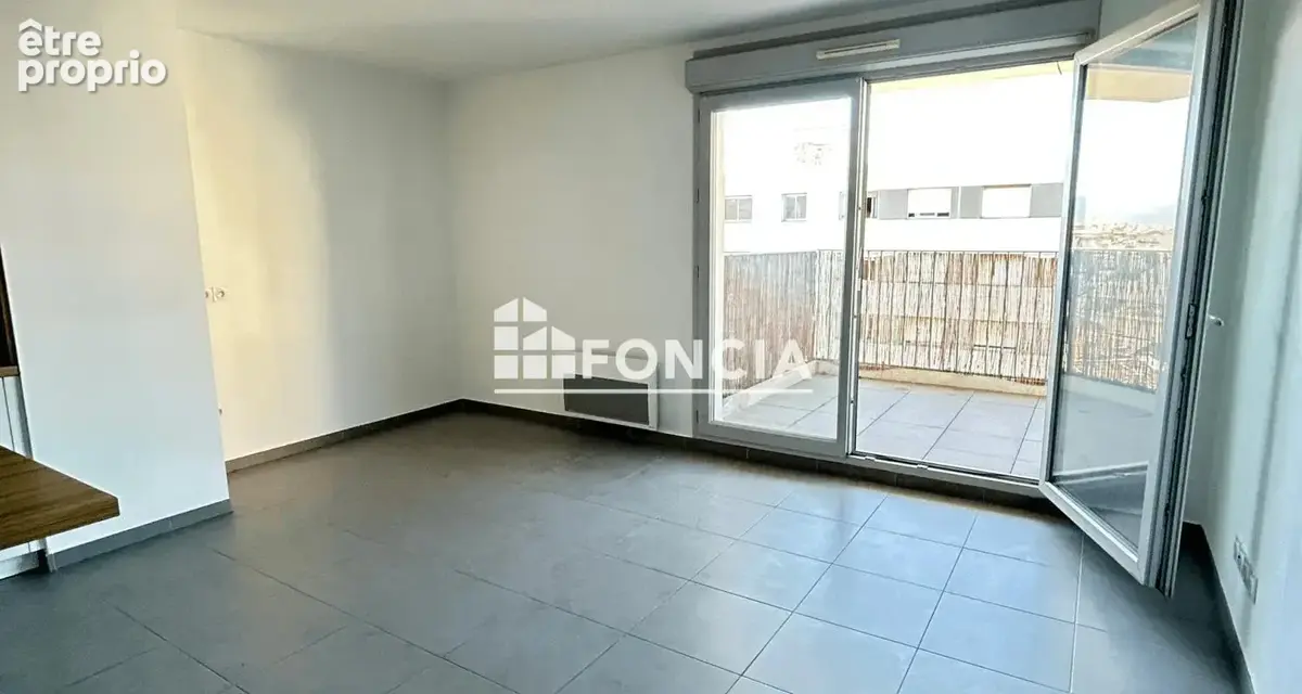 MARSEILLE FLAMMARION / LONGCHAMP - Appartement T2 - 45 m² - terrasse - parking - Exposé Ouest - Résidence 2019 - photo 9