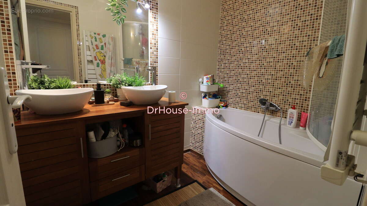 Appartement 91 m² à Lormont  - photo 9