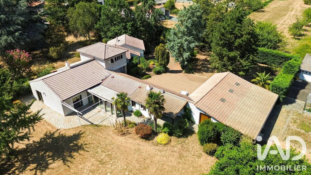 Photo 1 - Maison à L'OIE