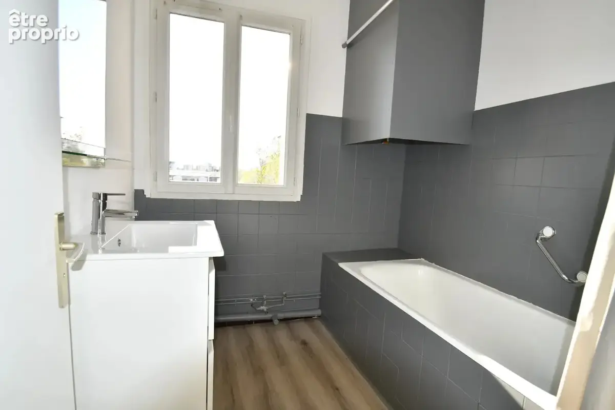 Appartement lumineux 2 pièces à Les Pavillons-sous-Bois - photo 5