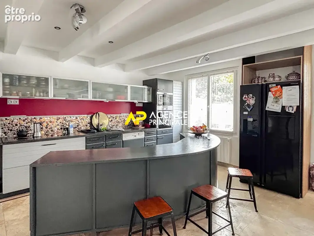 Sartrouville - Union - Maison 6 pièces 141.50 m2 avec dépendance - photo 4
