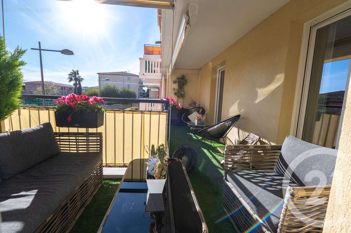 Appartement à BORMES-LES-MIMOSAS