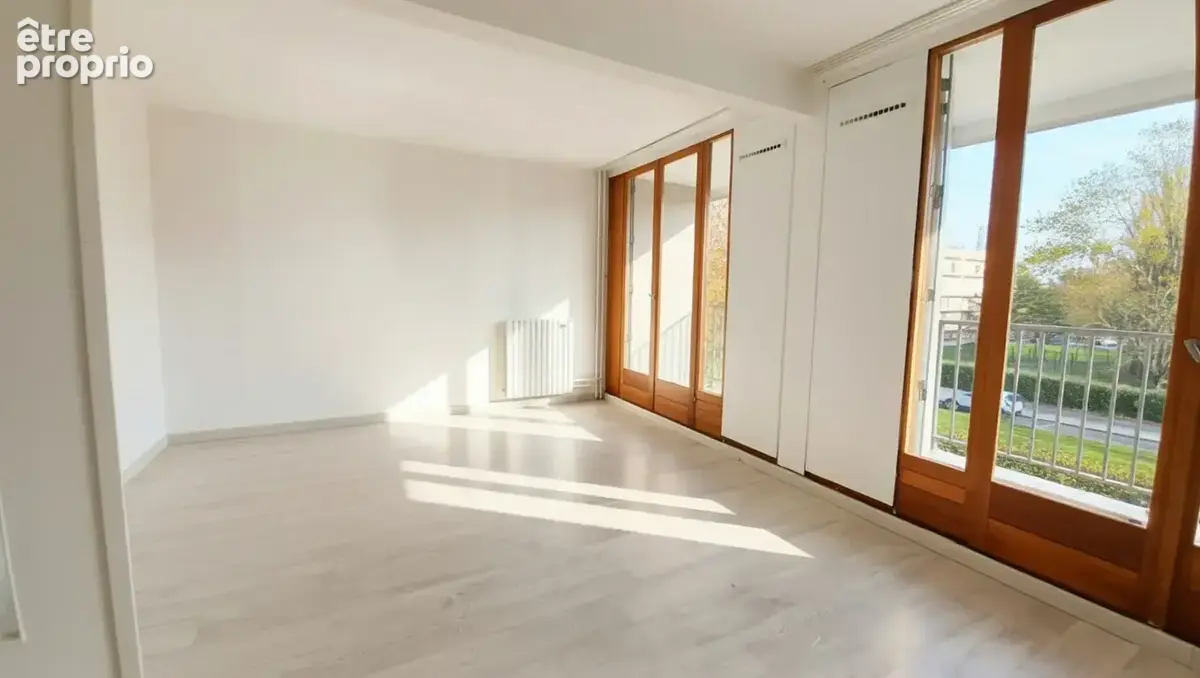 Appartement familial avec balcon au pied du tram - photo 2