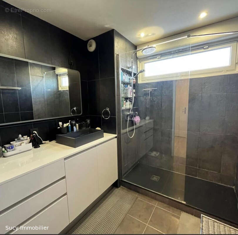 Appartement à SUCY-EN-BRIE