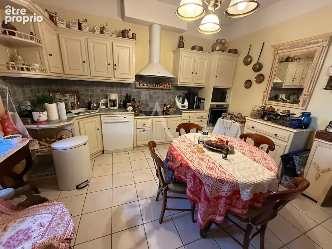 Saint Juery , Belle maison de 234 M² - photo 6
