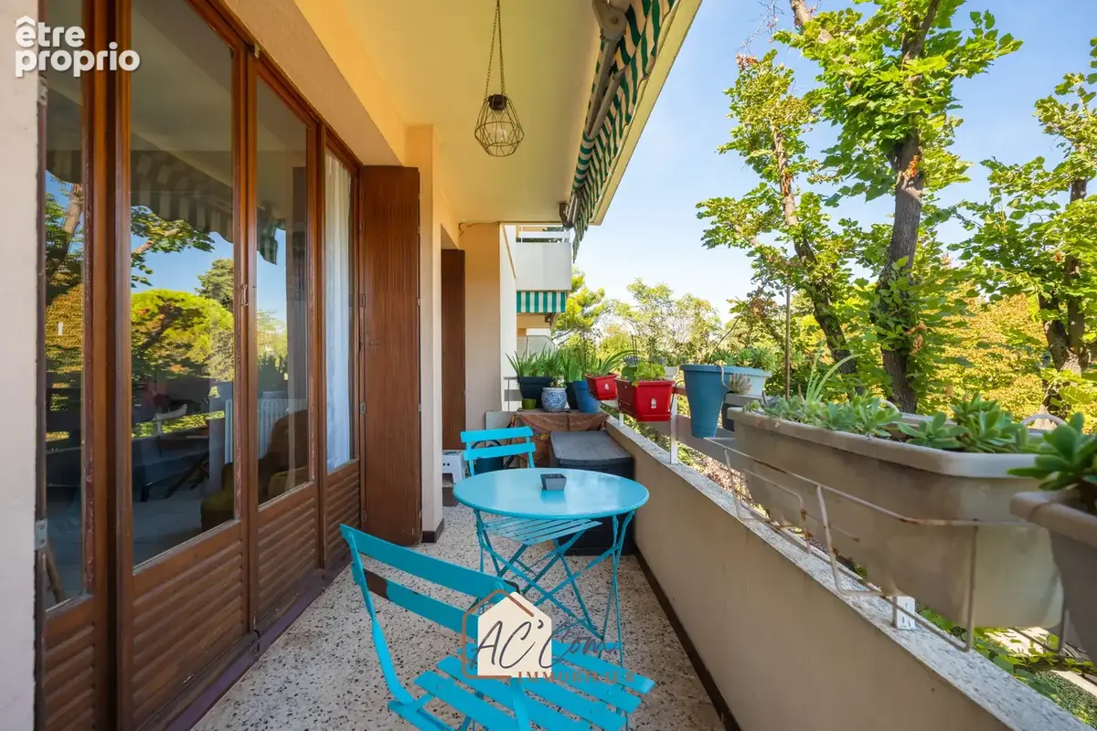 Saint-julien   appartement t3/4 de 76.82 m2   balcon   2/3 chambres - photo 10