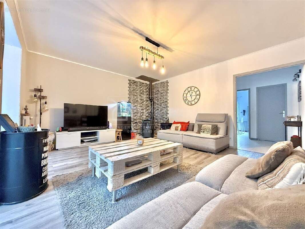 Maison à MILLY-LA-FORET