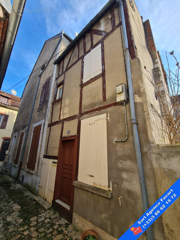 Maison à JOIGNY