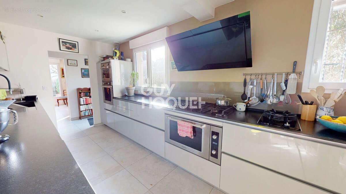 Maison à JULLOUVILLE