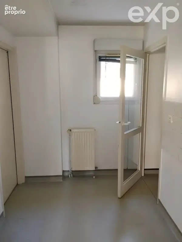 Commerce 93 m² à vendre à Chatenoy-Le-Royal (71880) - photo 7