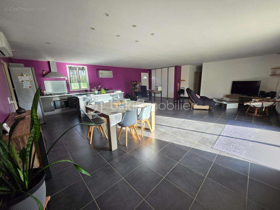 Magnifique Pavillon de plain pied de 2012 de 230m² à Germigny sur Loire - photo 4