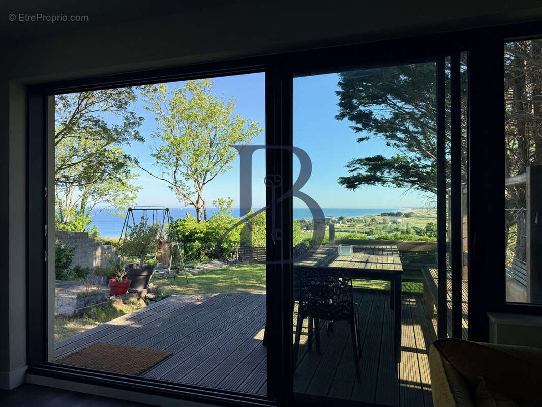 Maison à DONVILLE-LES-BAINS