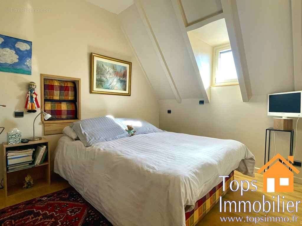 Maison à VILLENEUVE