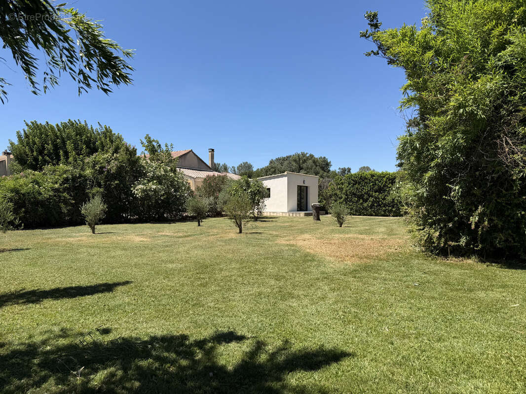 Maison à CADEROUSSE
