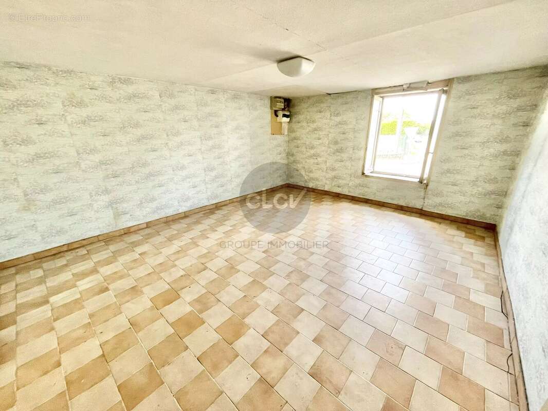 Maison à PONT-DE-VAUX