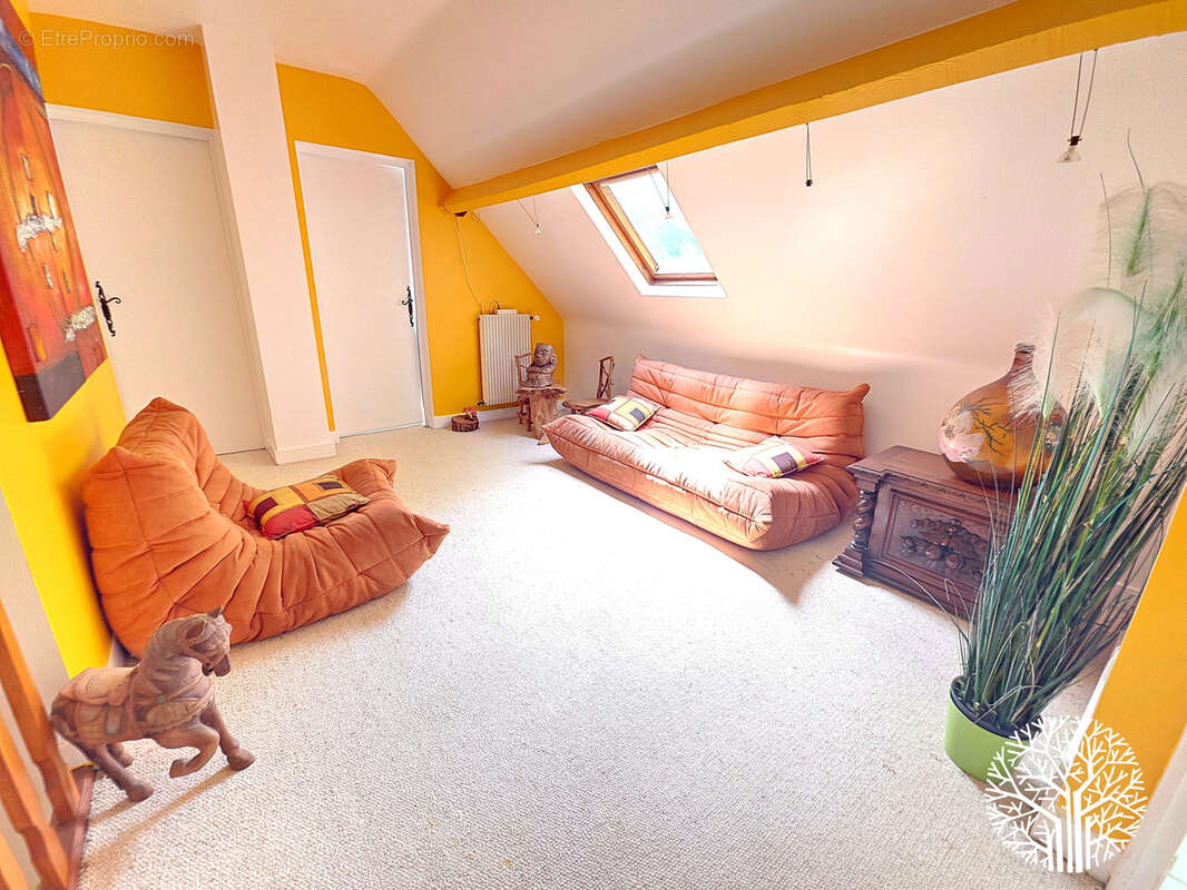 Maison à NOISY-SUR-ECOLE