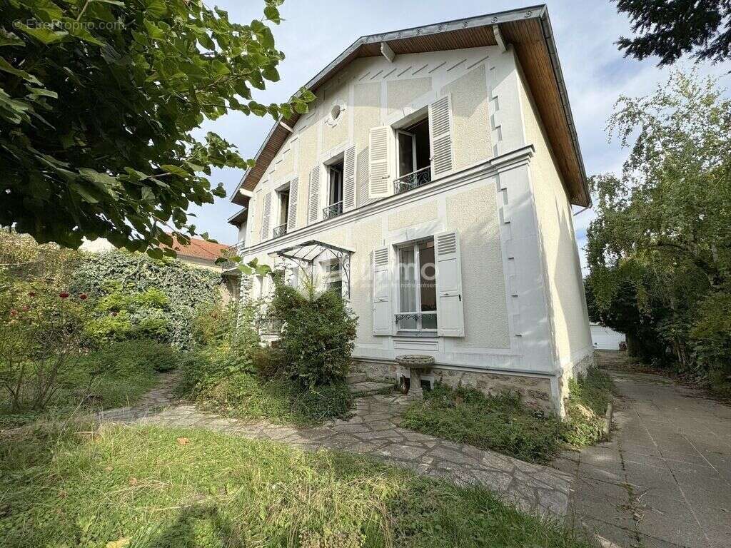 Appartement à CHAMPIGNY-SUR-MARNE