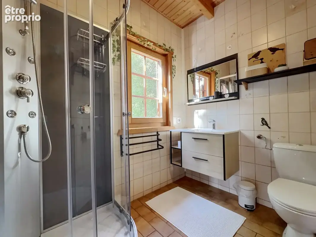 Magnifique chalet rénové au bord de l’étang de Diefenbach   4 chambres, terrain de 14 ares - photo 9