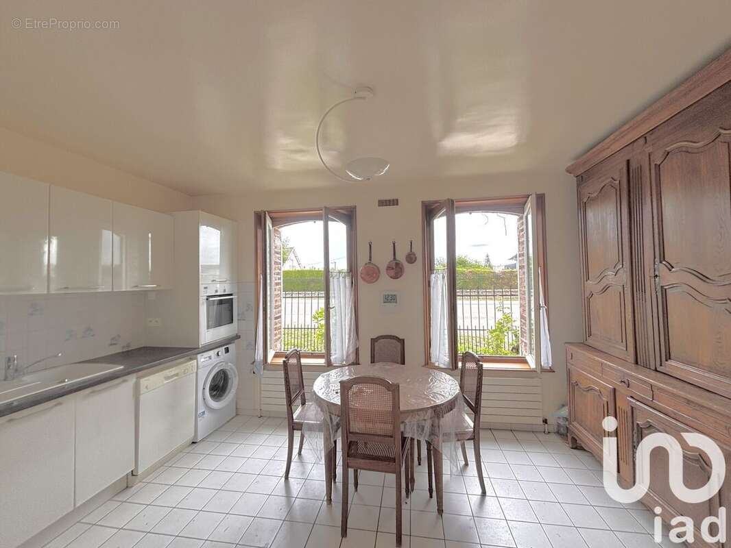 Photo 4 - Maison à BUCHERES