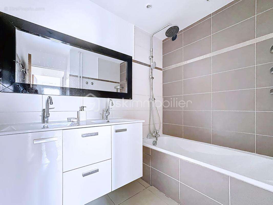 Appartement à ECHIROLLES