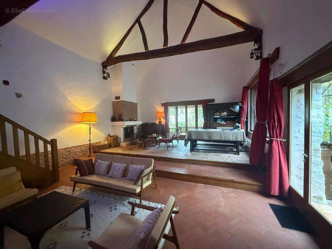 Maison à LIMETZ-VILLEZ