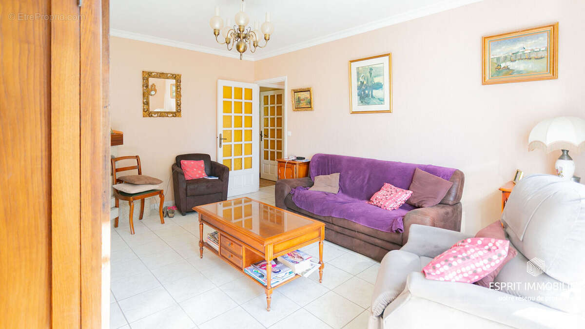 Trégunc - Maison familiale avec vie de plain-pied, 6 chambres, proche commerces - photo 4