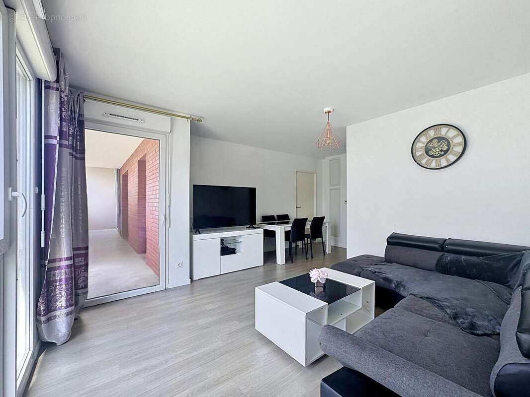 Photo 2 - Appartement à NEUILLY-SUR-MARNE