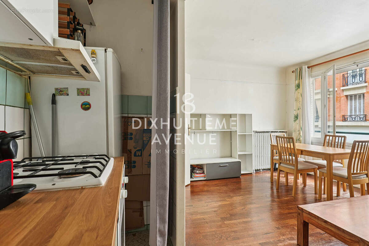 Appartement à PARIS-18E