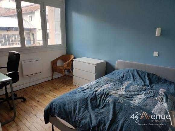 Appartement à SAINT-ETIENNE