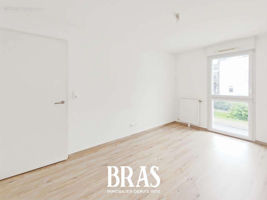 Appartement à REZE