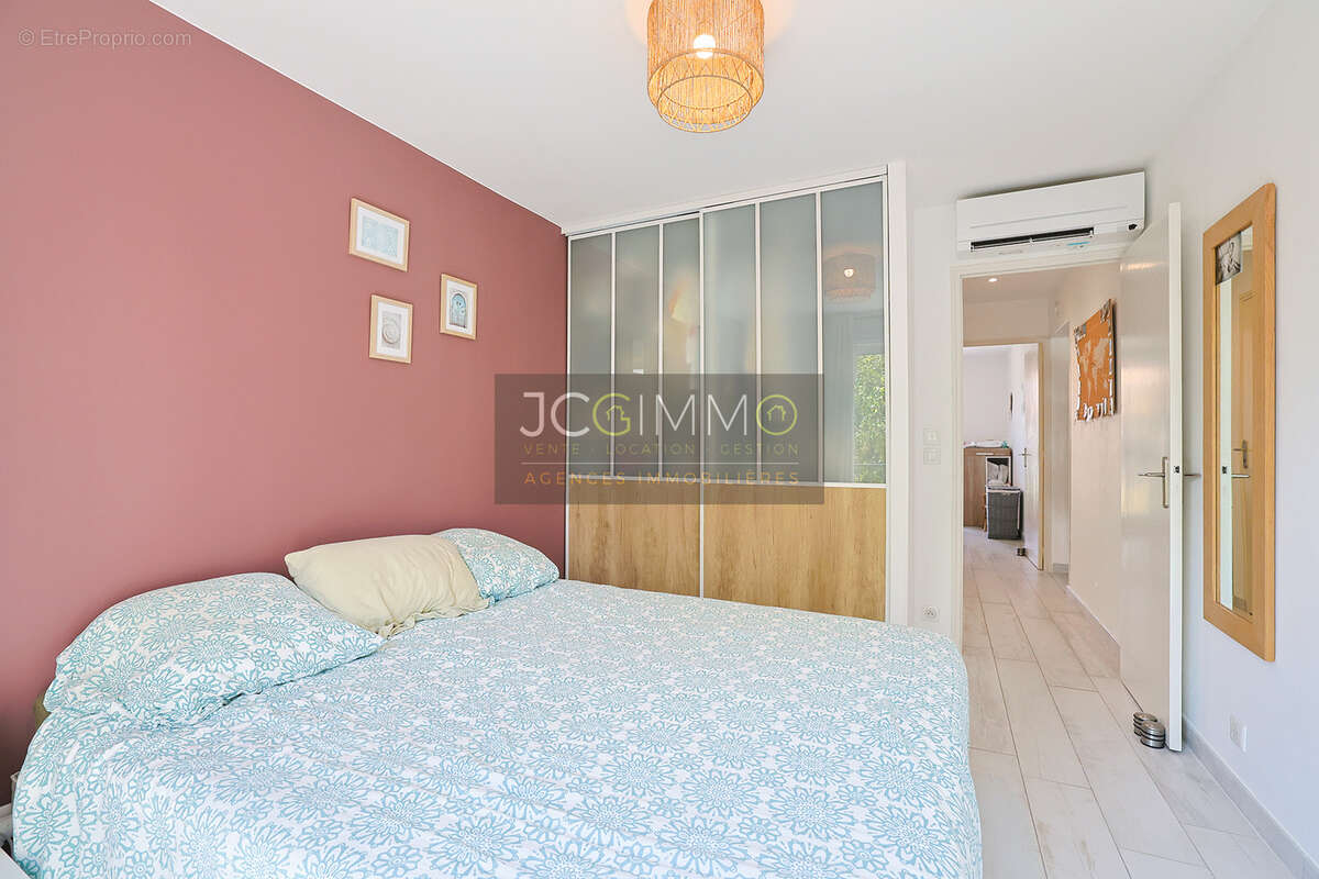Appartement T3 - 56,05m2 + Garage + Cave (25,6 m2) + Terrasse - Le Pradet 'Les Gravettes' - photo 12