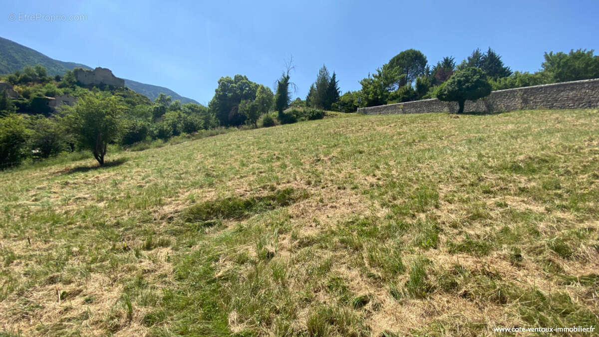 Terrain à REILHANETTE