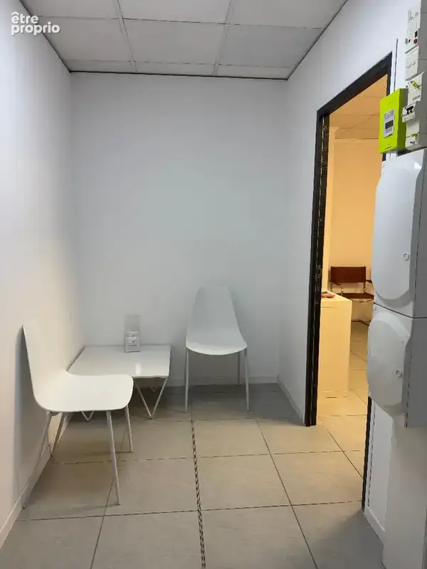 Appartement 108M² EGUILLES - PARKING 265 000 - photo 12