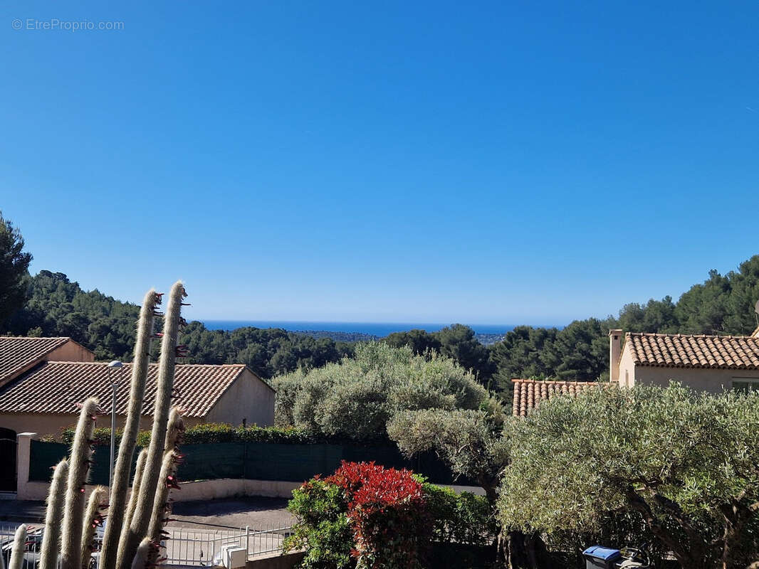 Maison à LA VALETTE-DU-VAR