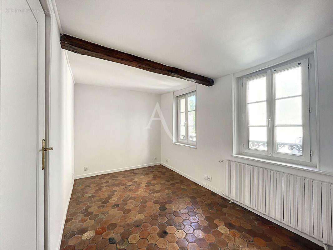 Maison de ville 6 pièces de 102.02 m² - Centre-ville de Saint-Germain-en-Laye - photo 7