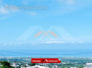 Terrain à SAINT-LOUIS