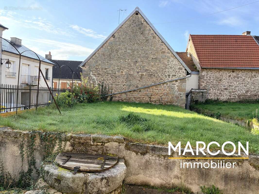 Maison à BELLEGARDE-EN-MARCHE