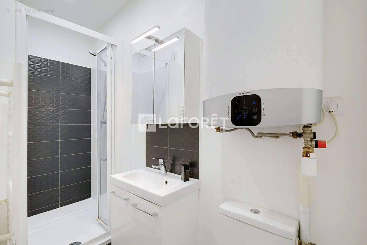 Appartement à PARIS-18E