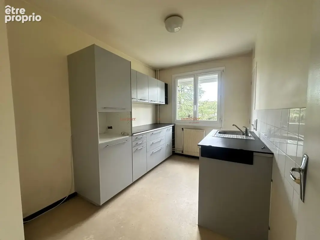 Appartement 2 pièces 45 m² à vendre à Reze (44400) - photo 2