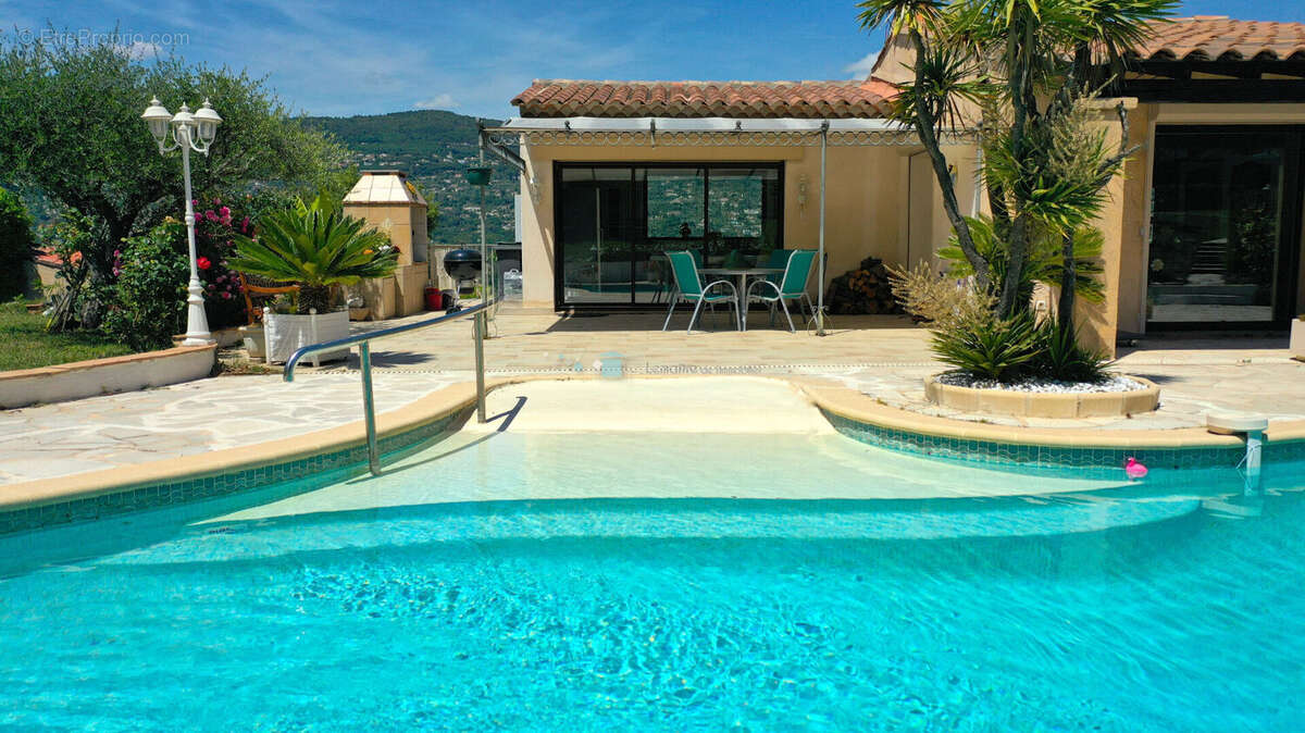 Villa peymeinade 177 m² avec piscine et jardin 2230 m² - photo 3