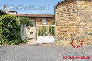Appartement à POUILLY-LE-MONIAL