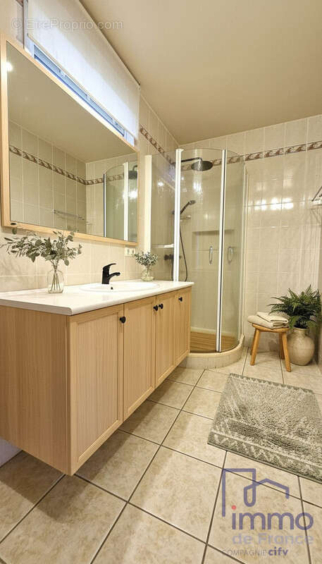 salle de bain proposition avec changement meuble - Appartement à VILLARS