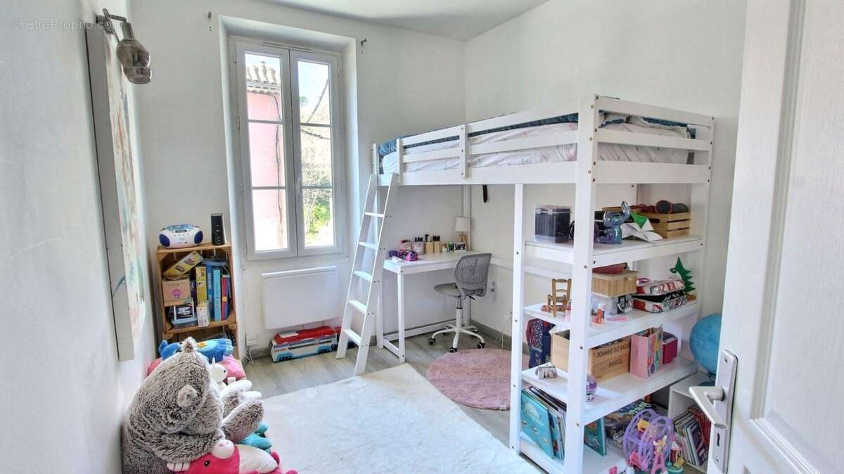 Appartement à LE LUC