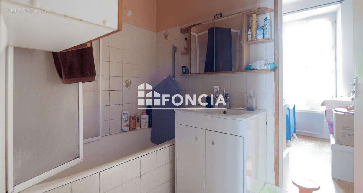 Appartement à CORBEIL-ESSONNES