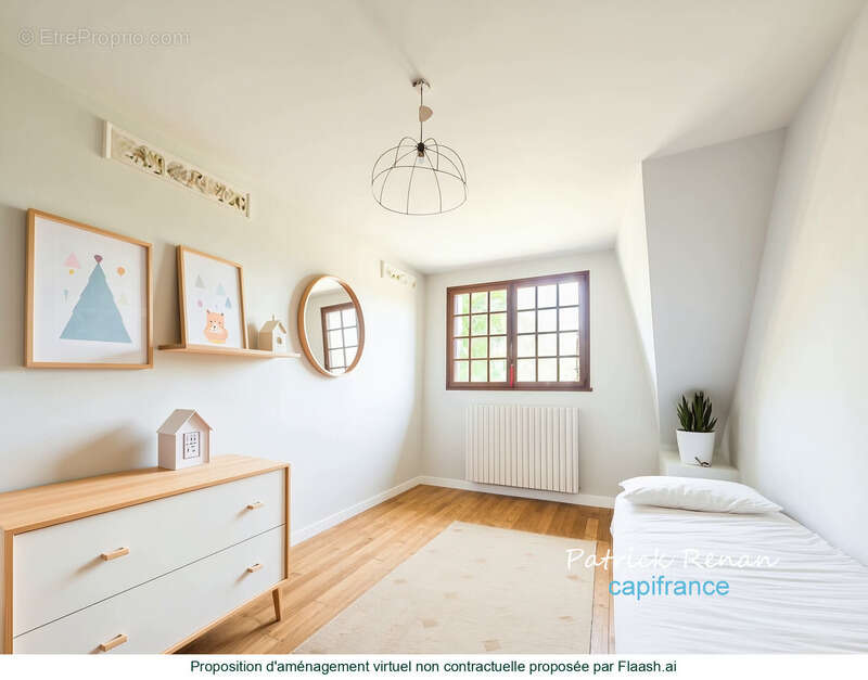 Maison à LES CLAYES-SOUS-BOIS