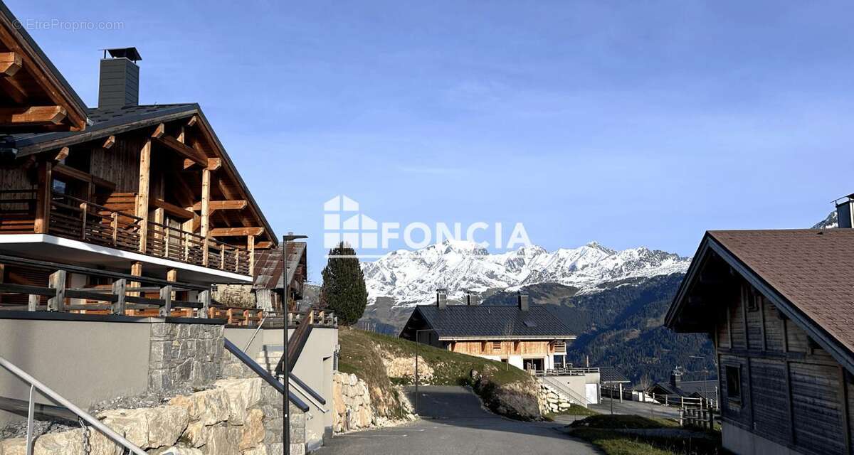 Appartement à HAUTELUCE