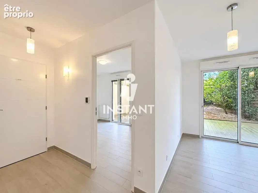La Varenne - 3 pièces avec jardin et terrasse privatifs - photo 3