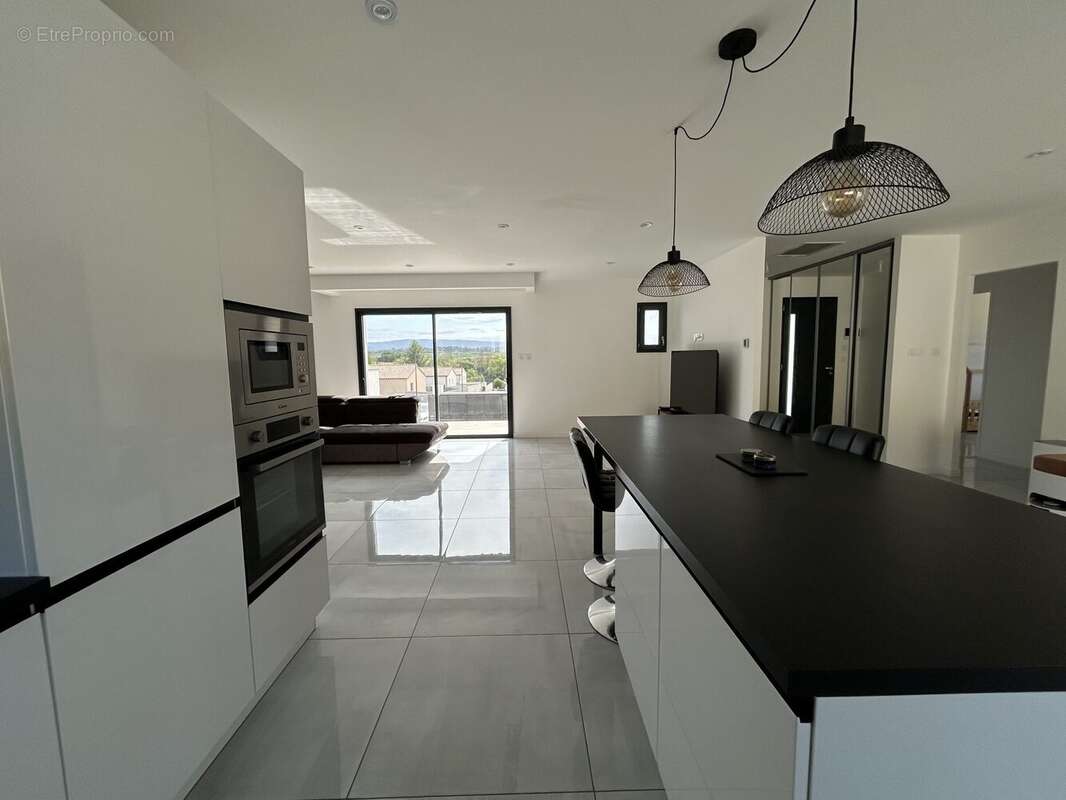 Maison à COUFFOULENS