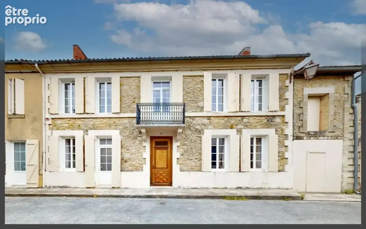 Maison à VILLEFRANCHE-DE-LONCHAT